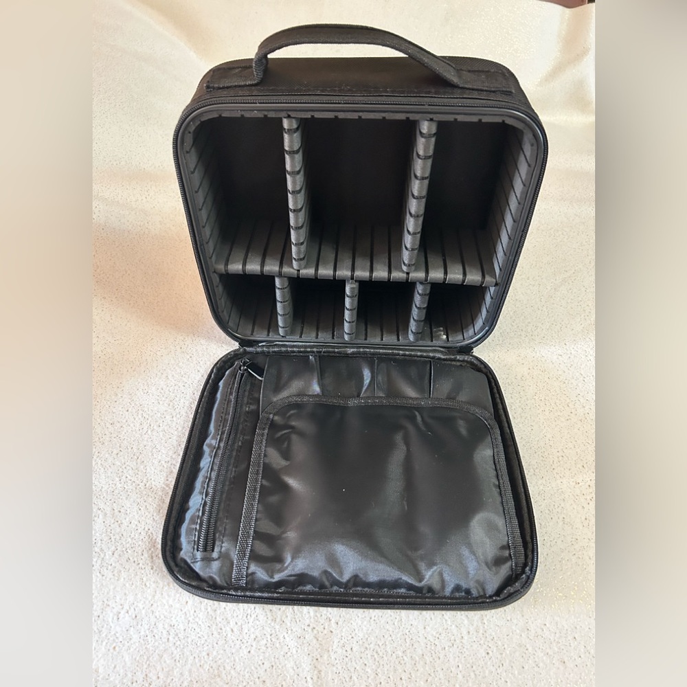 Multipurpose Organizer w/Handle - Full Zipper Closure ~ Black